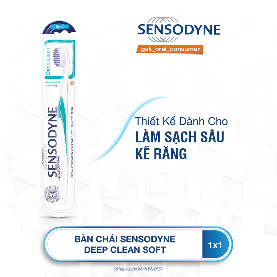 Bàn chải đánh răng SENSODYNE DEEP CLEAN SOFT làm sạch sâu kẽ răng (Màu ngẫu nhiên)