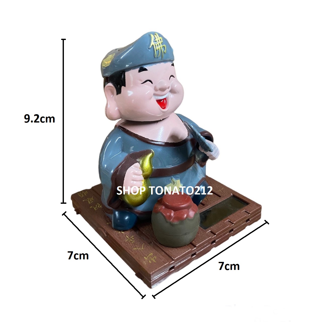 TƯỢNG TẾ CÔNG,TẾ ĐIÊN HÒA THƯƠNG GẬT ĐẦU CẦM QUẠT NĂNG LƯỢNG MẶT TRỜI, TRANG TRÍ Ô TÔ CAO 9.2CM
