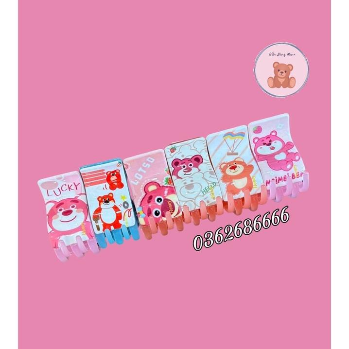 Kẹp Càng Cua 5 Răng Hoạ Tiết Gấu Dâu Lotso Dễ Thương