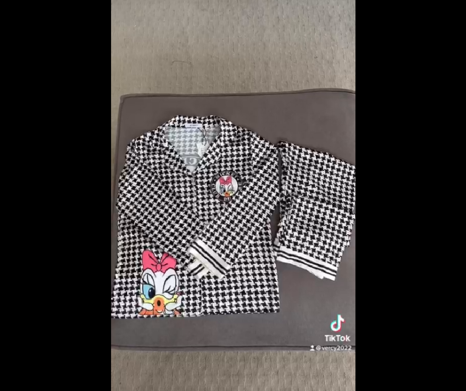 BỘ PYJAMA DÀI TAY CARO IN HỌA TIẾT VỊT DONAL CỰC DỄ THƯƠNG/ BỘ PYJAMA DÀI/ PYJAMA LỤA