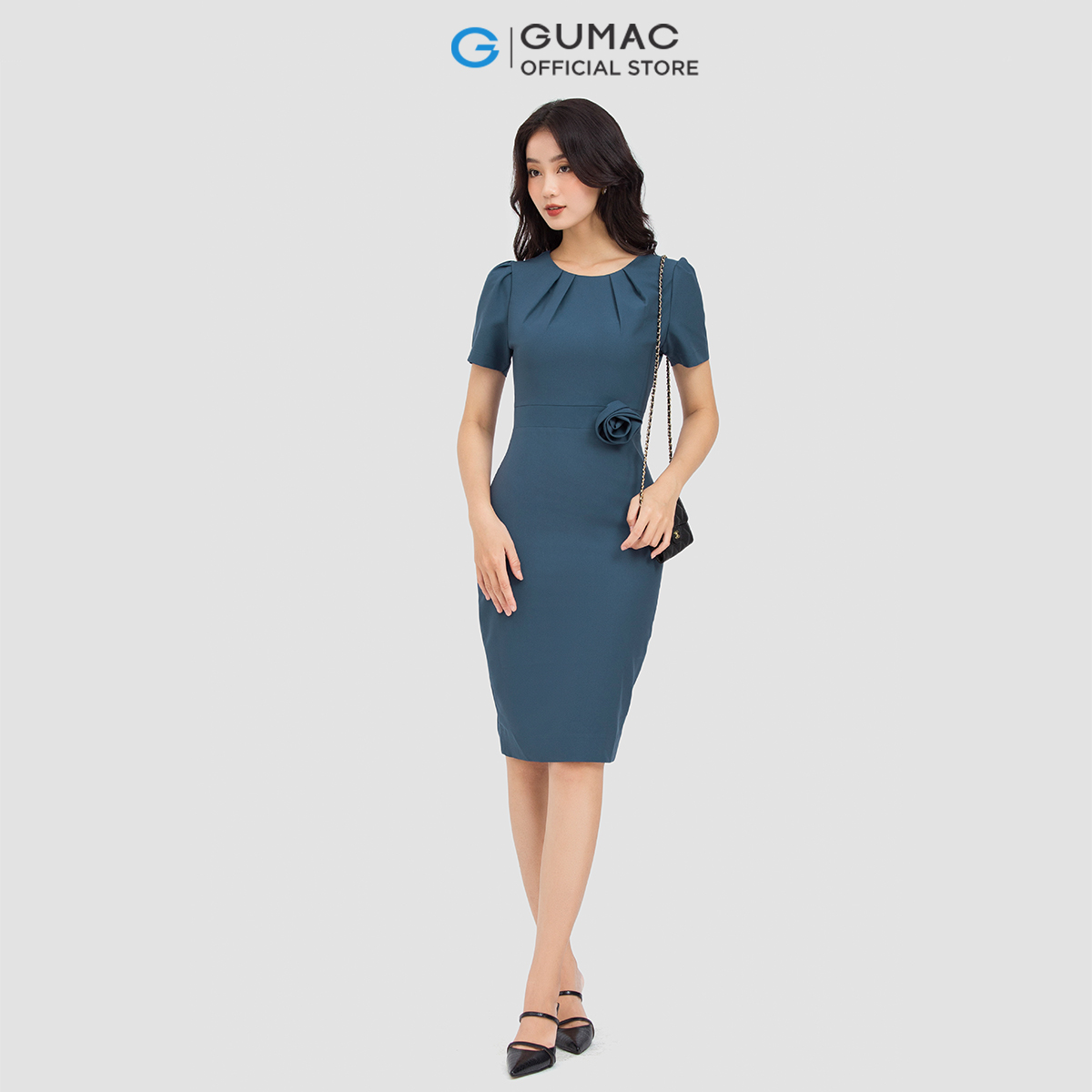 Đầm dáng ôm nữ GUMAC DC06060 bút chì cổ xếp ly