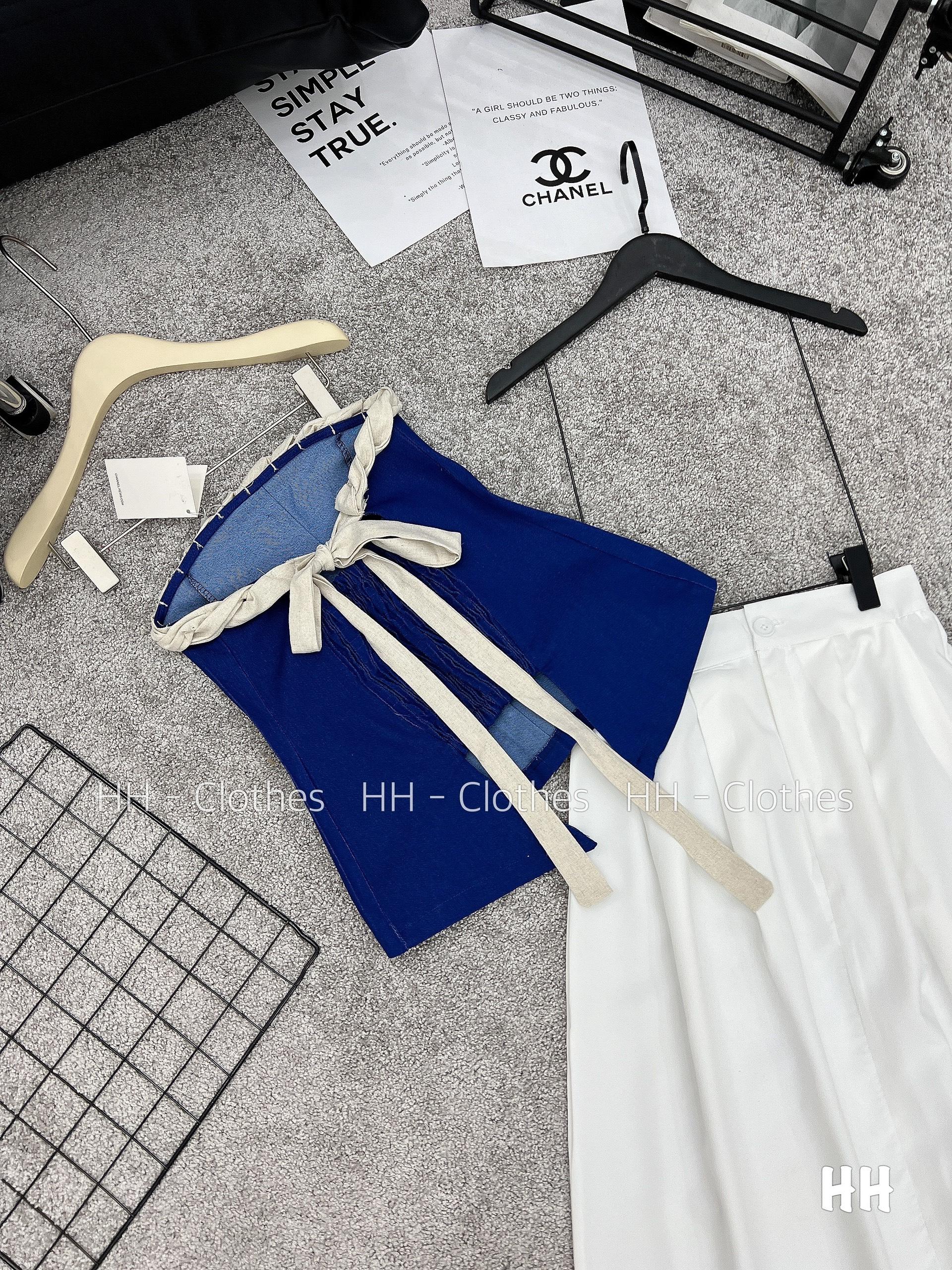 SET ĐI CHƠI, SET 2 MÓN ÁO KIỂU CÚP NGỰC XẺ PHỐI CHÂN VÁY DÀI CỰC XINH IU