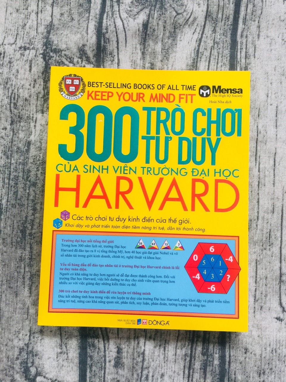 Combo 300 Trò Chơi Tư Duy Của Sinh Viên Trường Đại Học Harvard và 300 Câu Đố Tư Duy Của Sinh Viên Trường Đại Học Harvard