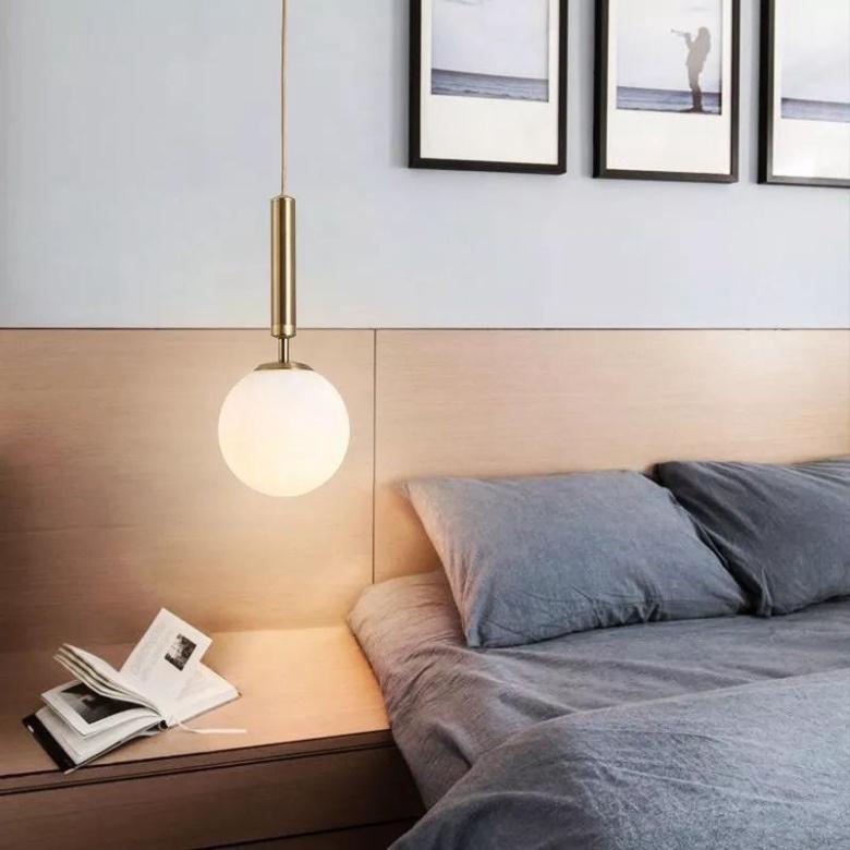 ĐÈN THẢ PHONG CÁCH BẮC ÂU CẦU THỦY TINH TRẮNG ĐỤC, CẦU THỦY TINH TRONG THÂN MẠ VÀNG ĐỒNG PHÙ HỢP ĐÈN BÀN ĂN, PHÒNG NGỦ