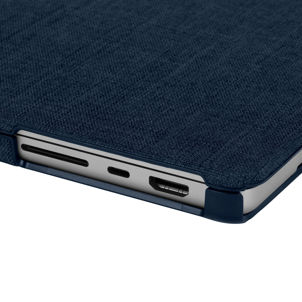 Ốp Incase Textured Hardshell in Woolenex cho laptop táo 2021