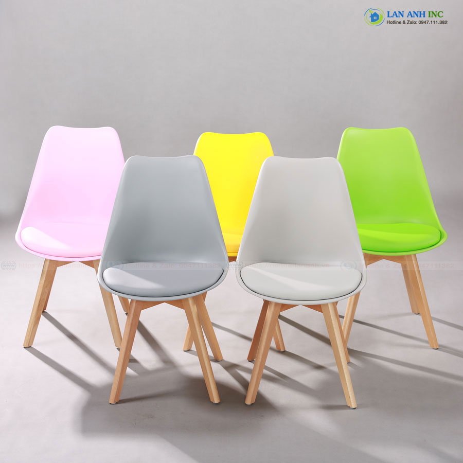 Ghế nhựa quán cafe văn phòng đẹp chân gỗ tựa lưng cao nệm lót simili giá rẻ eames LAGN33