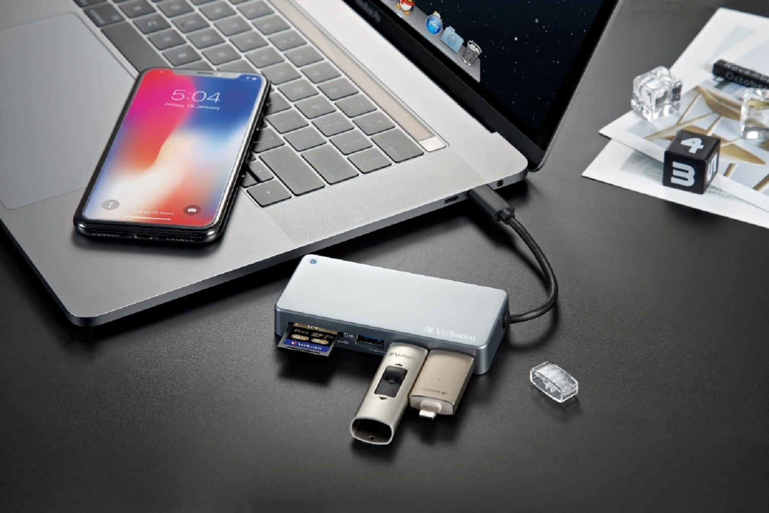 Đầu đọc thẻ Verbatim USB C 3.1 - Hàng chính hãng