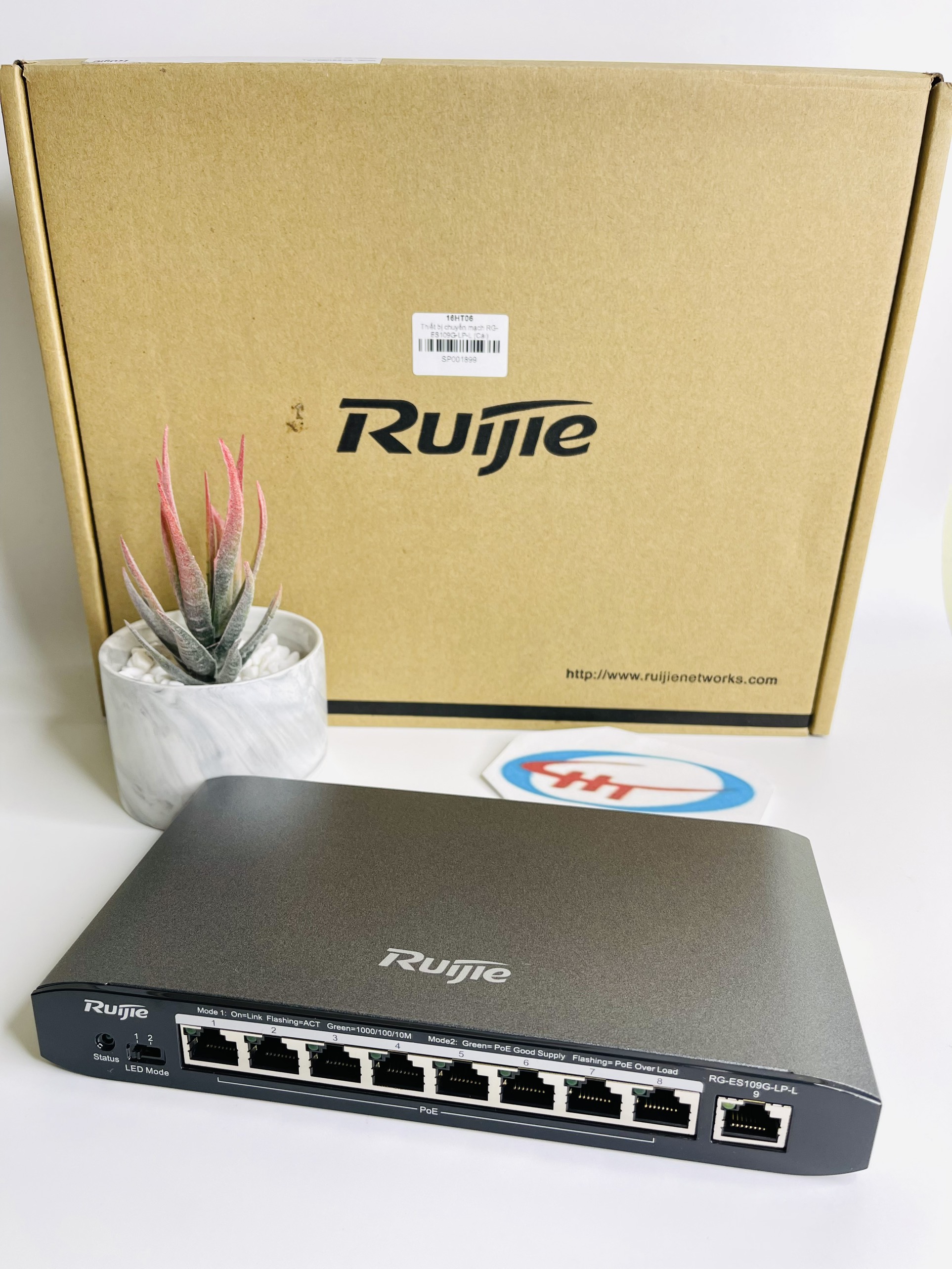 Switch Poe Ruijie Reyee RG-ES109G-LP-L 8-Port, Hàng Chính Hãng.