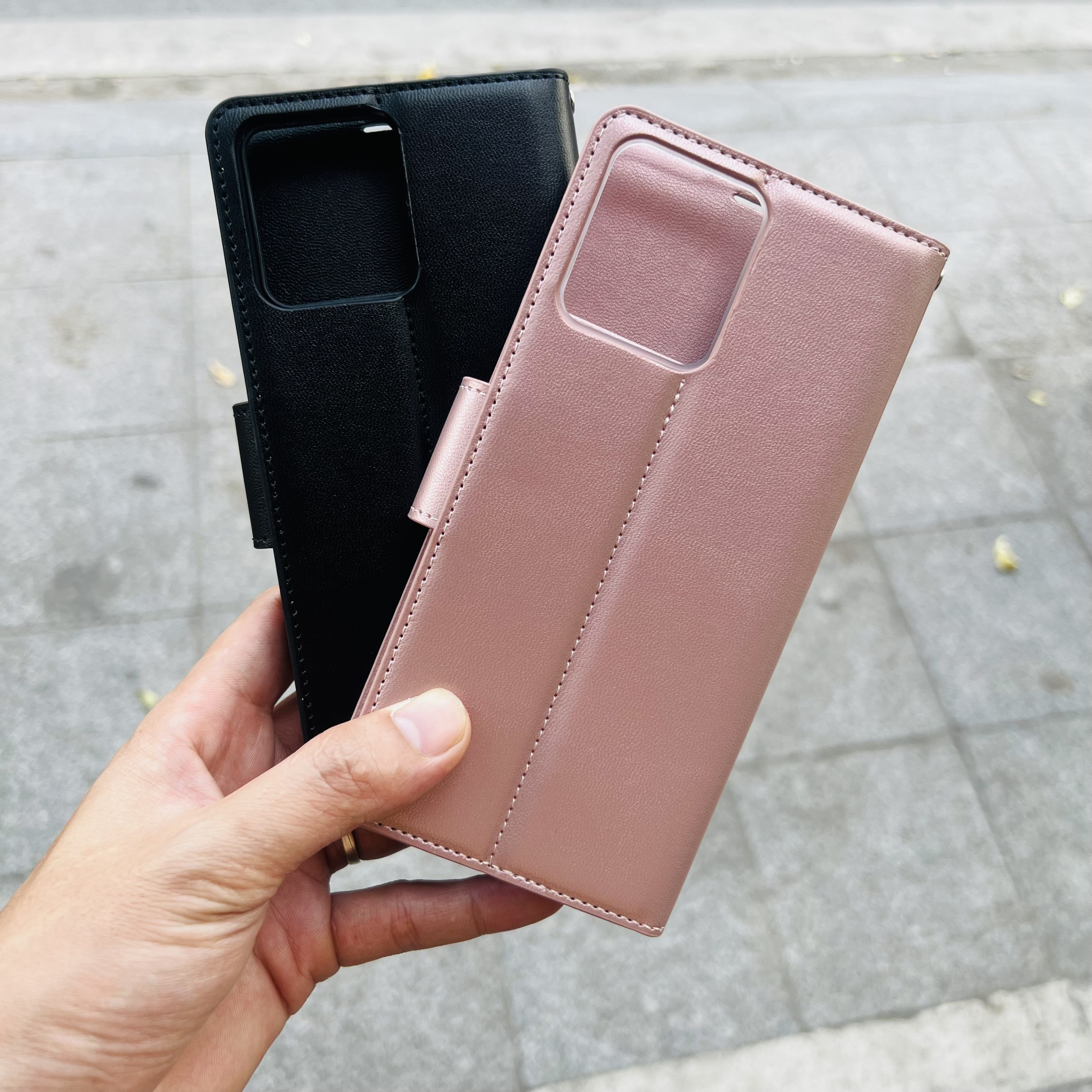 Bao da cho Realme C30s hiệu Hanman quai cài, có ngăn đựng thẻ và tiền tiện lợi