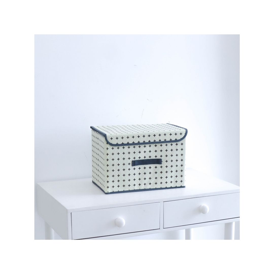 Hộp Đựng Quần Áo Gấp Gọn Morning House Có Nắp- Size S- Kem In- Form Hộp Cứng Cáp, Vải Dày Dặn Rất Tiện Lợi Để Chứa Đồ Và Mang Đi