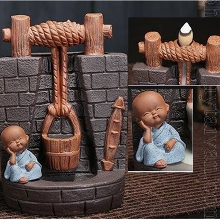 Thác khói Trầm hương"Chú tiểu Bên Giếng Nước"cao 16.5cm