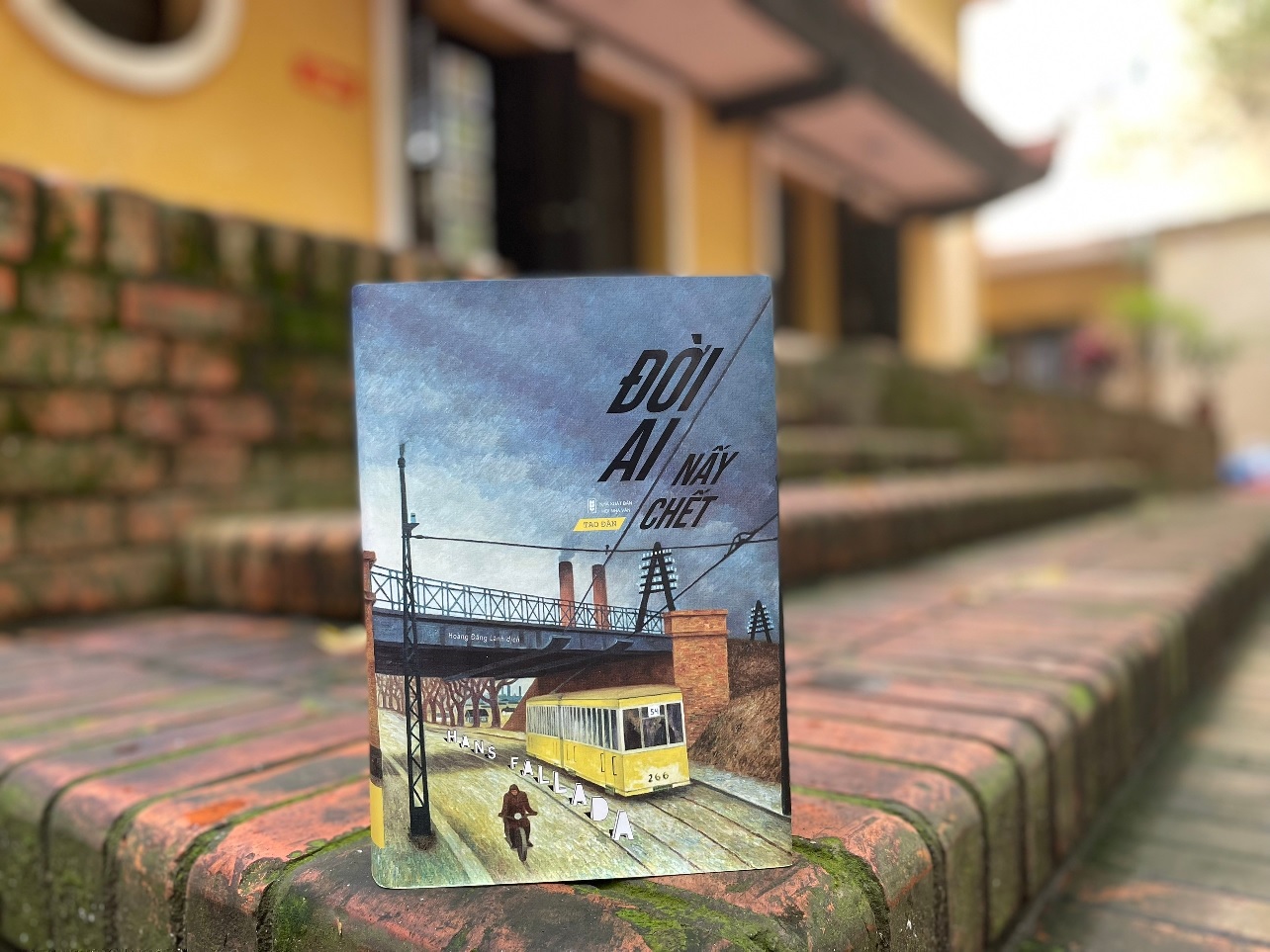 [Sách] Đời Ai Nấy Chết - tác giả Hans Fallada - Sách Tao Đàn xuất bản