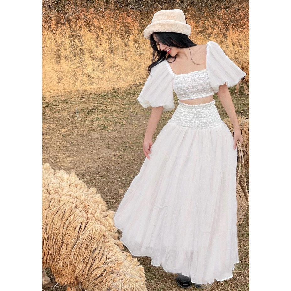 Set maxi biển trắng tay phồng áo droptop