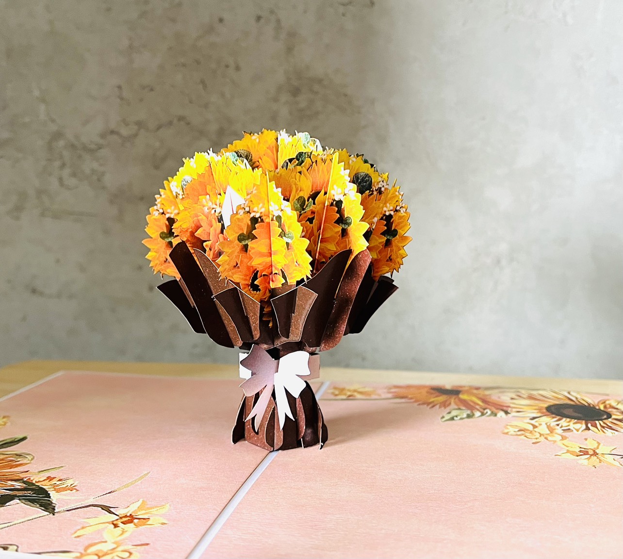 F60 -  Thiệp 3D Bó Hoa Hướng Dương – Shine Like a Sunflower – Pop Up Card Viethands Giftshop