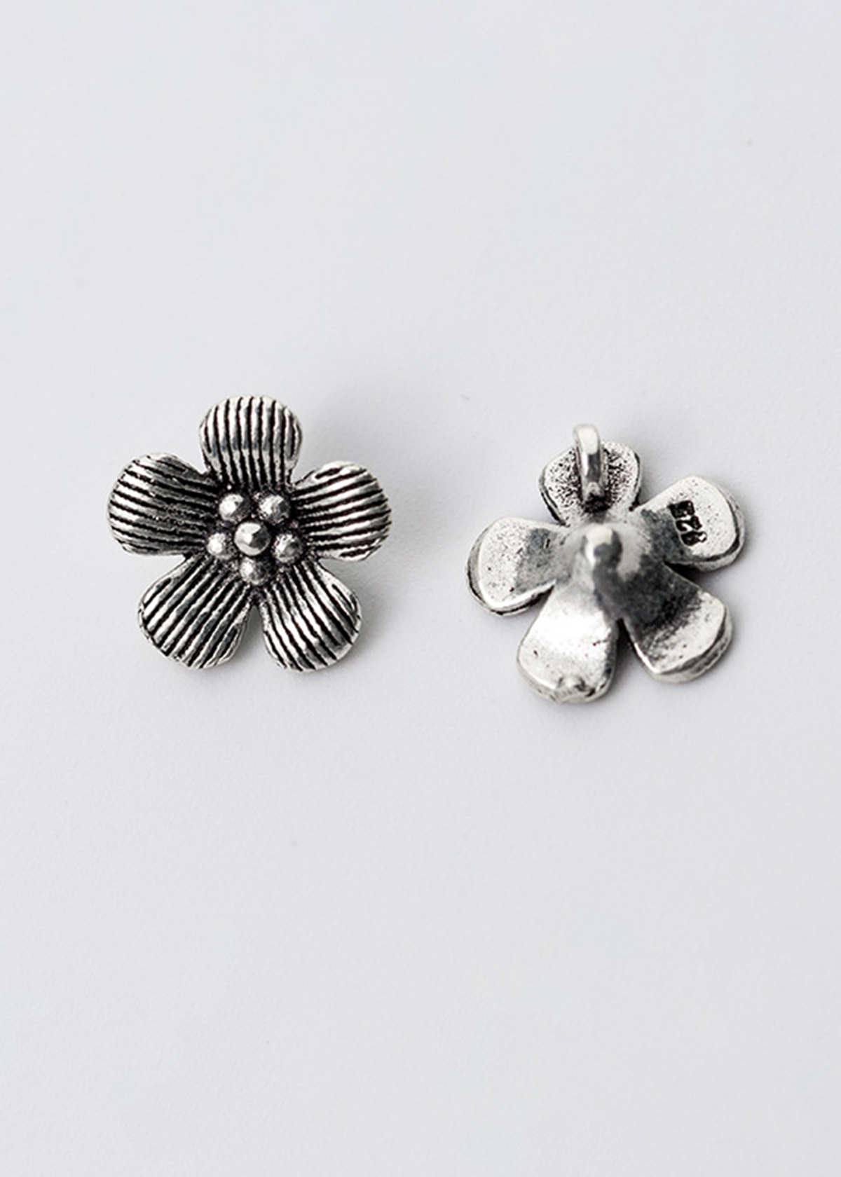 Combo 3 cái charm bạc hình hoa năm cánh mặt treo - Ngọc Quý Gemstones