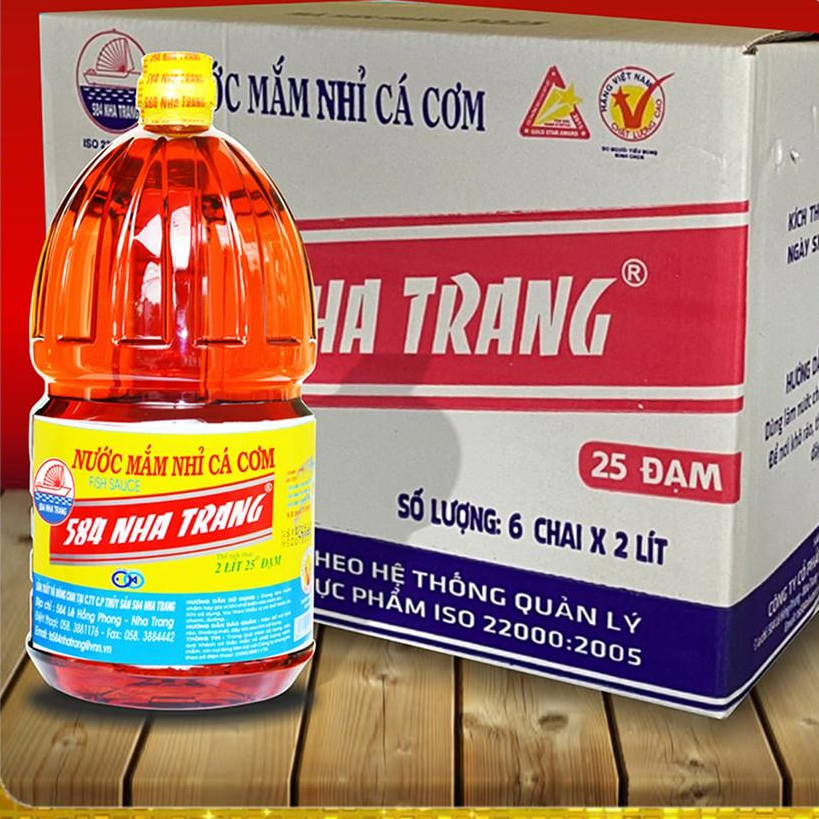 Thùng 6 chai 2L Nước mắm Truyền Thống, 584 Nha Trang 25 độ đạm, Date MỚI NHẤT