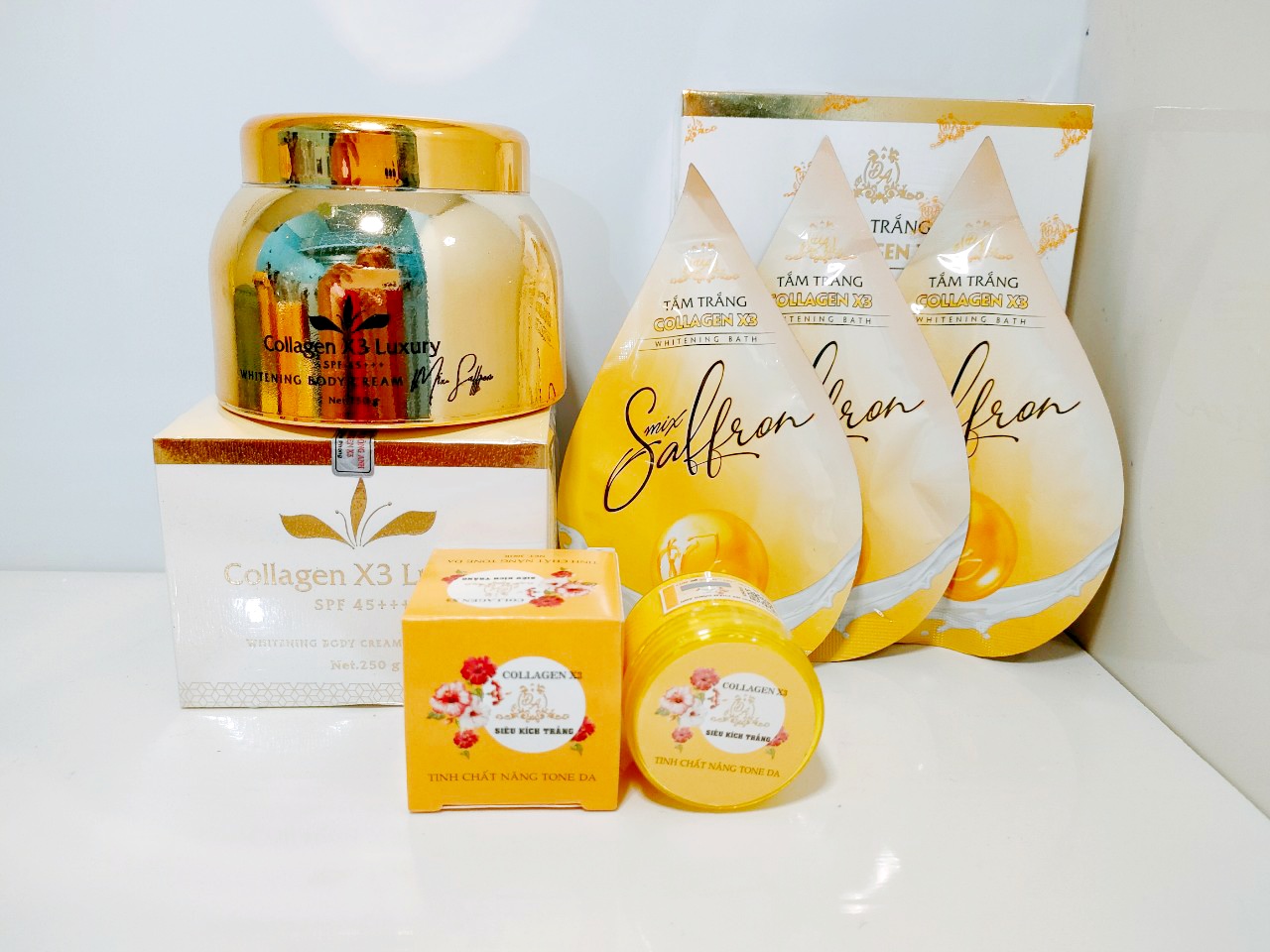 Combo Body Siêu Trắng Da Gồm Kem Body Collagen X3 Luxury + Tắm Trắng Mix Saffron + Kích Trắng Da Toàn Thân X3