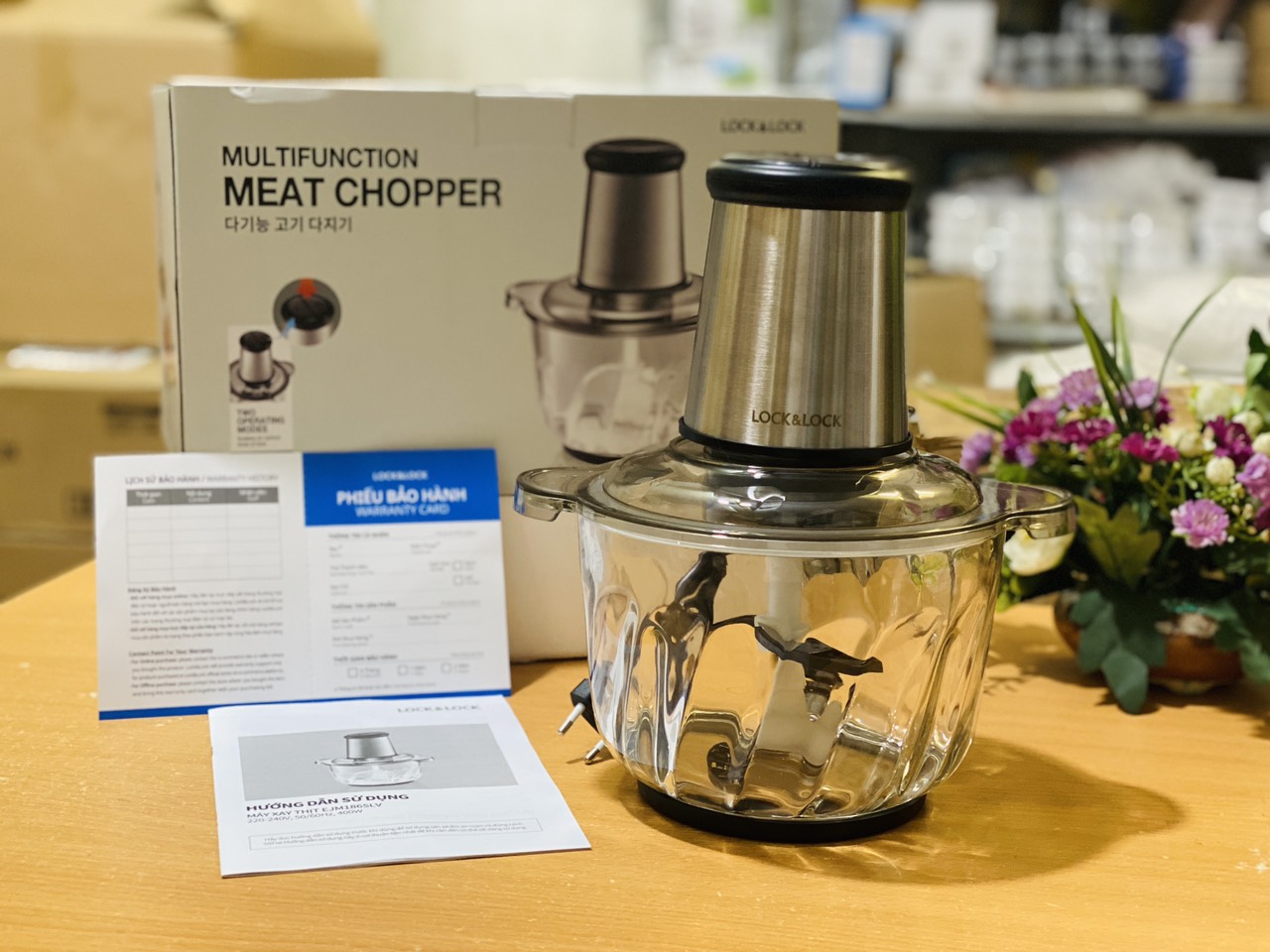 Máy Xay Thịt Cao Cấp Lock&Lock Meat Chopper EJM186SLV Công Suất 400w- 2,4L - Hàng Chính Hãng