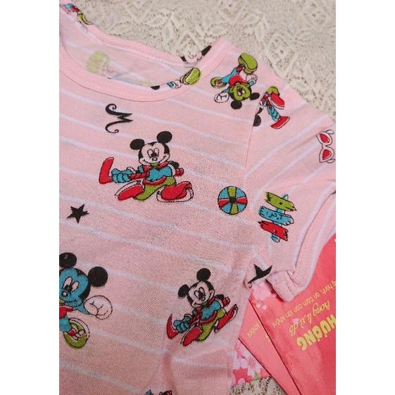 Đầm bé gái tay ngắn chuột Mickey.