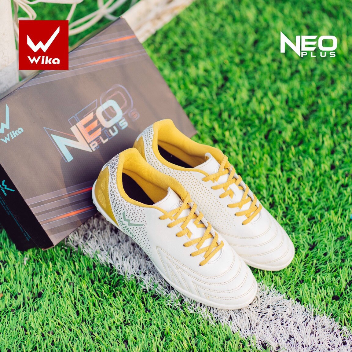 Giày đá bóng sân cỏ tự nhiên, sân cỏ nhân tạo WK NEO PLUS chuyên phủi
