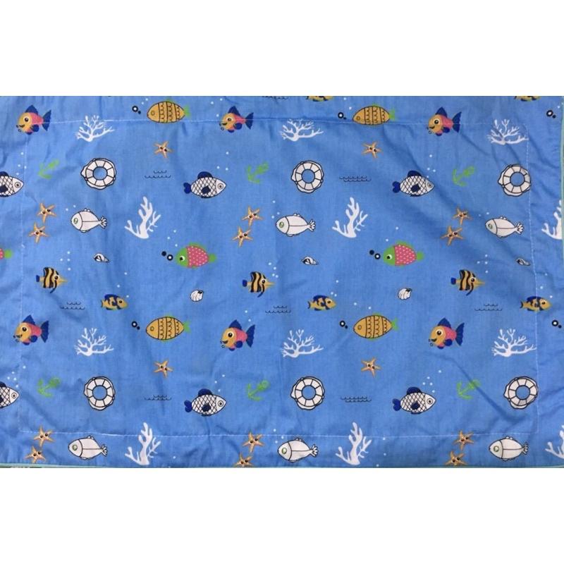 Áo gối nằm cho bé Hometex viền gân cotton hoa size 30x50cm