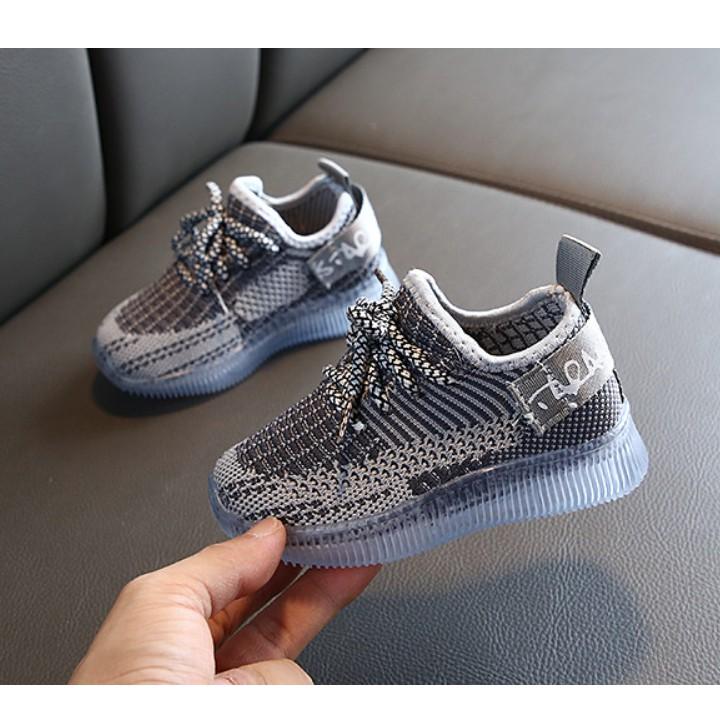 Giày thể thao ,giày sneaker thời trang, giày phát sáng cho bé 21117