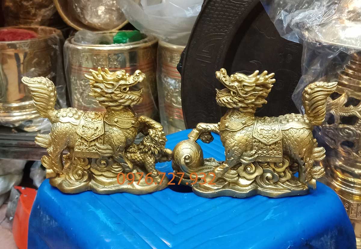 Kỳ lân phong thủy bằng đồng dài 14cm, kỳ lân phong thủy