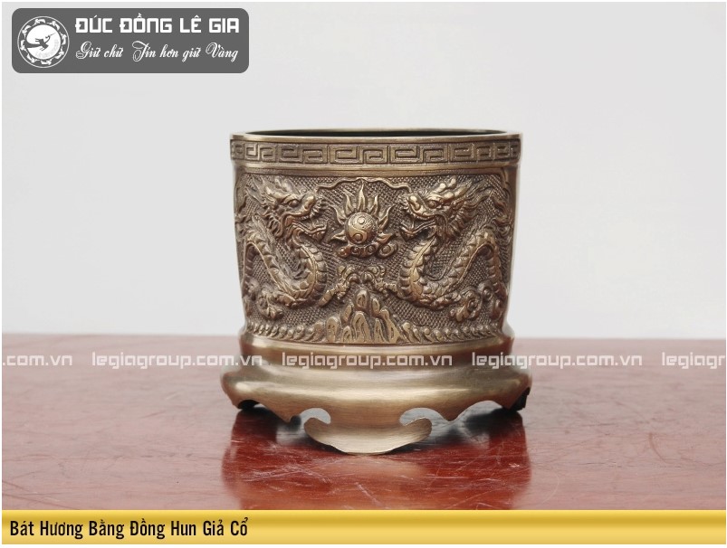 Bát hương bằng đồng hun giả cổ DK 12cm