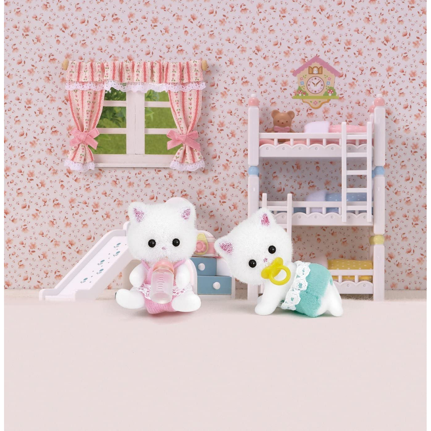 Đồ chơi mô hình Sylvanian Families Bộ mèo Ba Tư sinh đôi - 2 nhân vật