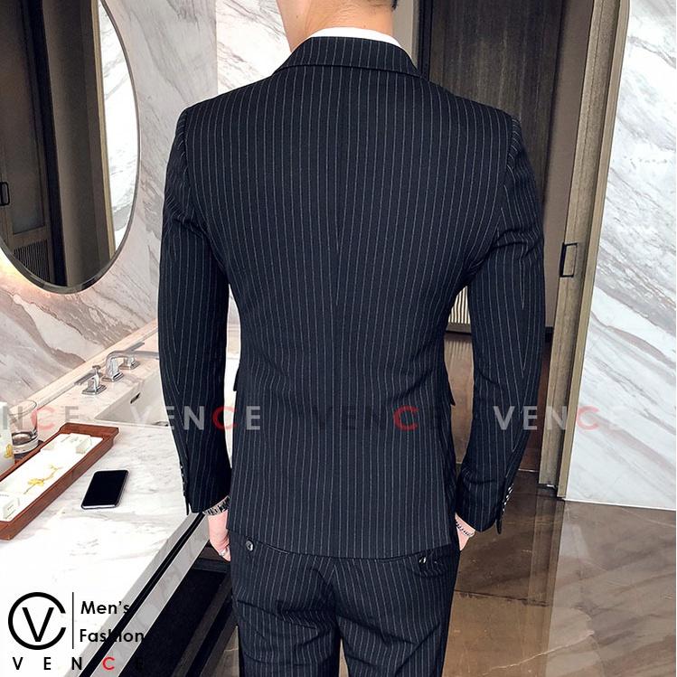Bộ Vest nam Đen sọc cao cấp 6 cúc kiểu dáng Hàn Quốc, form ôm đẹp. Vải không bai xù chống nhăn cao cấp