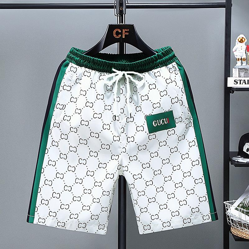 Quần short đùi nam cao cấp TC với thiết kế họa tiết cùng logo chữ hợp thời trang, trẻ trung, năng động - K028