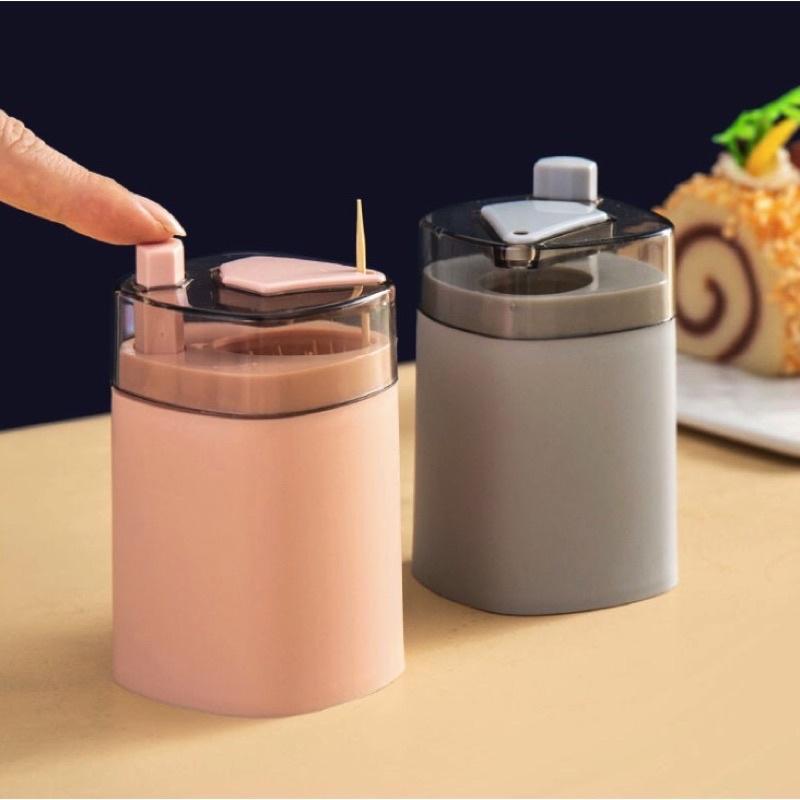 Hũ Đựng Tăm Có Nắp Bật Thông Minh