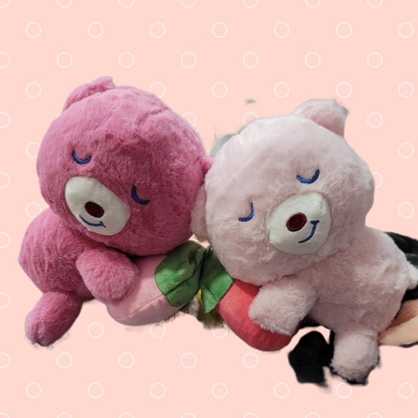 Gấu bông Lotso ôm dâu nhỏ 20cm dễ thương, Gấu dâu cute