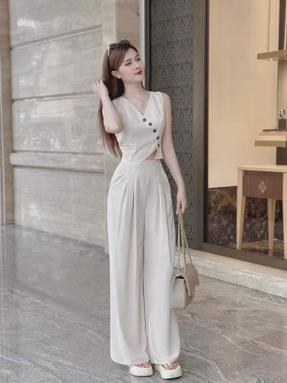 SET ÁO KIỂU ĐÍNH NÚT  3 MÀU Y HÌNH
