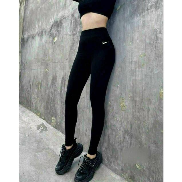 Quần legging kèm hộp đỏ
