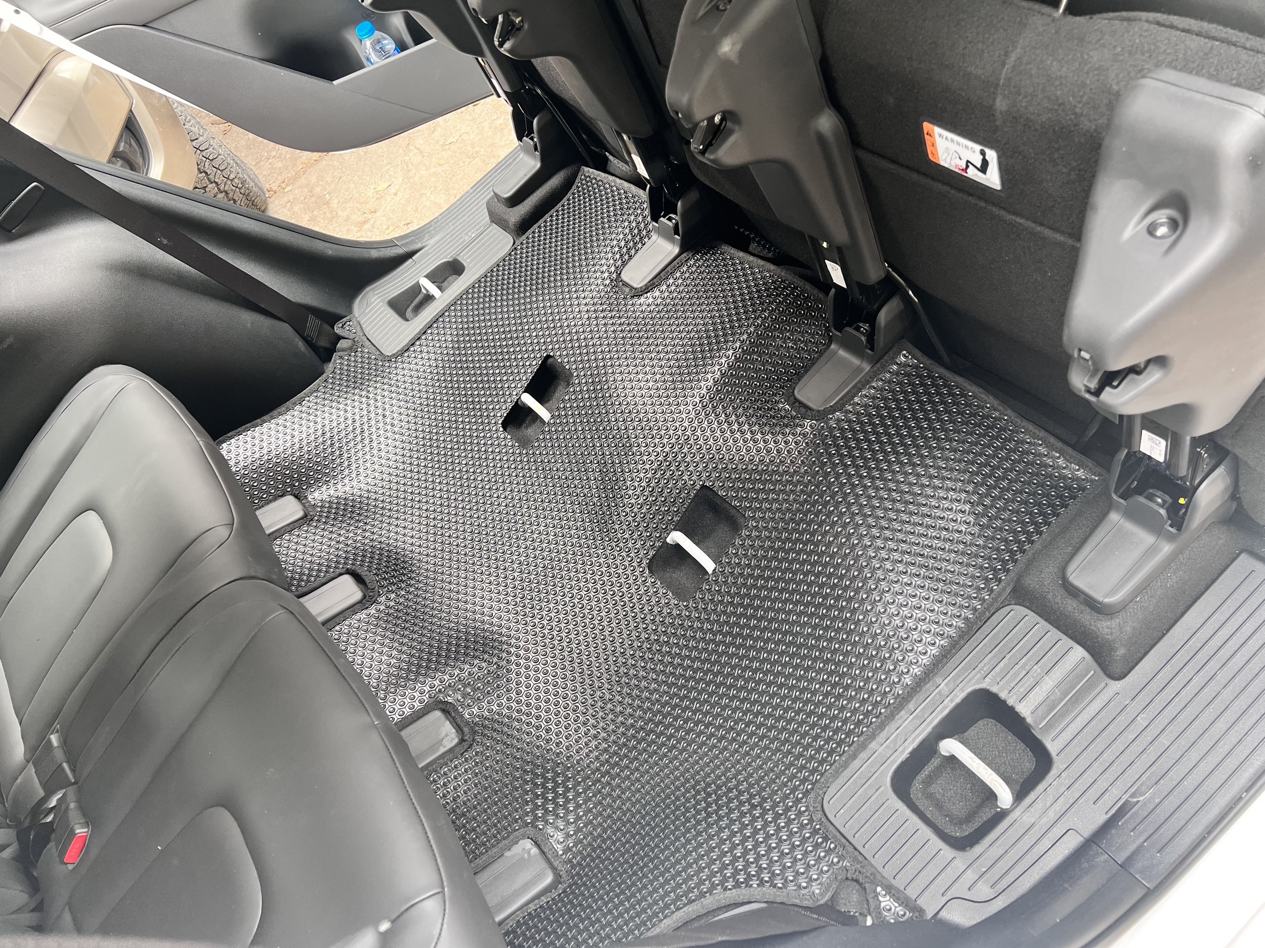 Thảm lót sàn ô tô KATA cho xe Hyundai Stargazer - Khít với sàn xe, Chống trơn, Không mùi, Không ẩm mốc