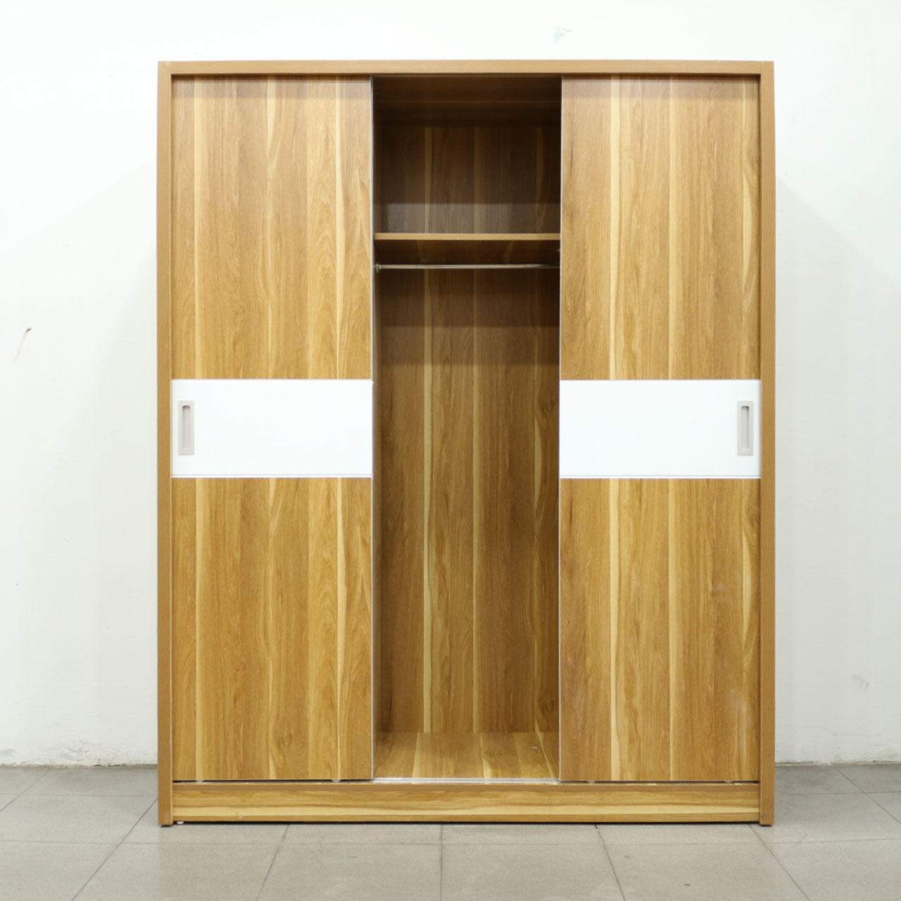Tủ Áo Cửa Lùa 1m6X2m Gỗ MDF Melamine Màu Vân Sọc Vàng Chỉ Trắng Viva
