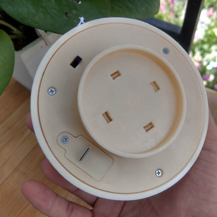 Đế chưng sản phẩm mặt gương có đèn led - DX010