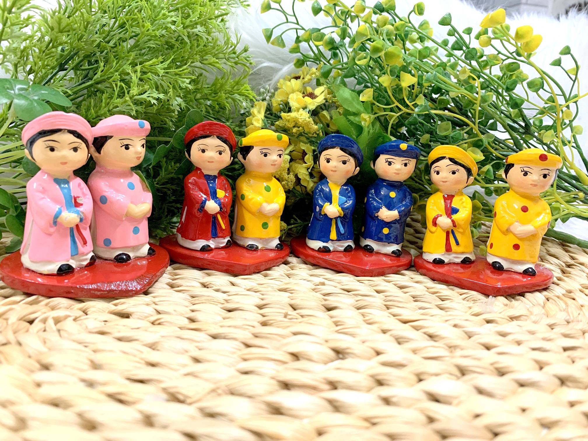 Tượng Cô Dâu Chú Rể Hạnh Phúc Trọn Vẹn