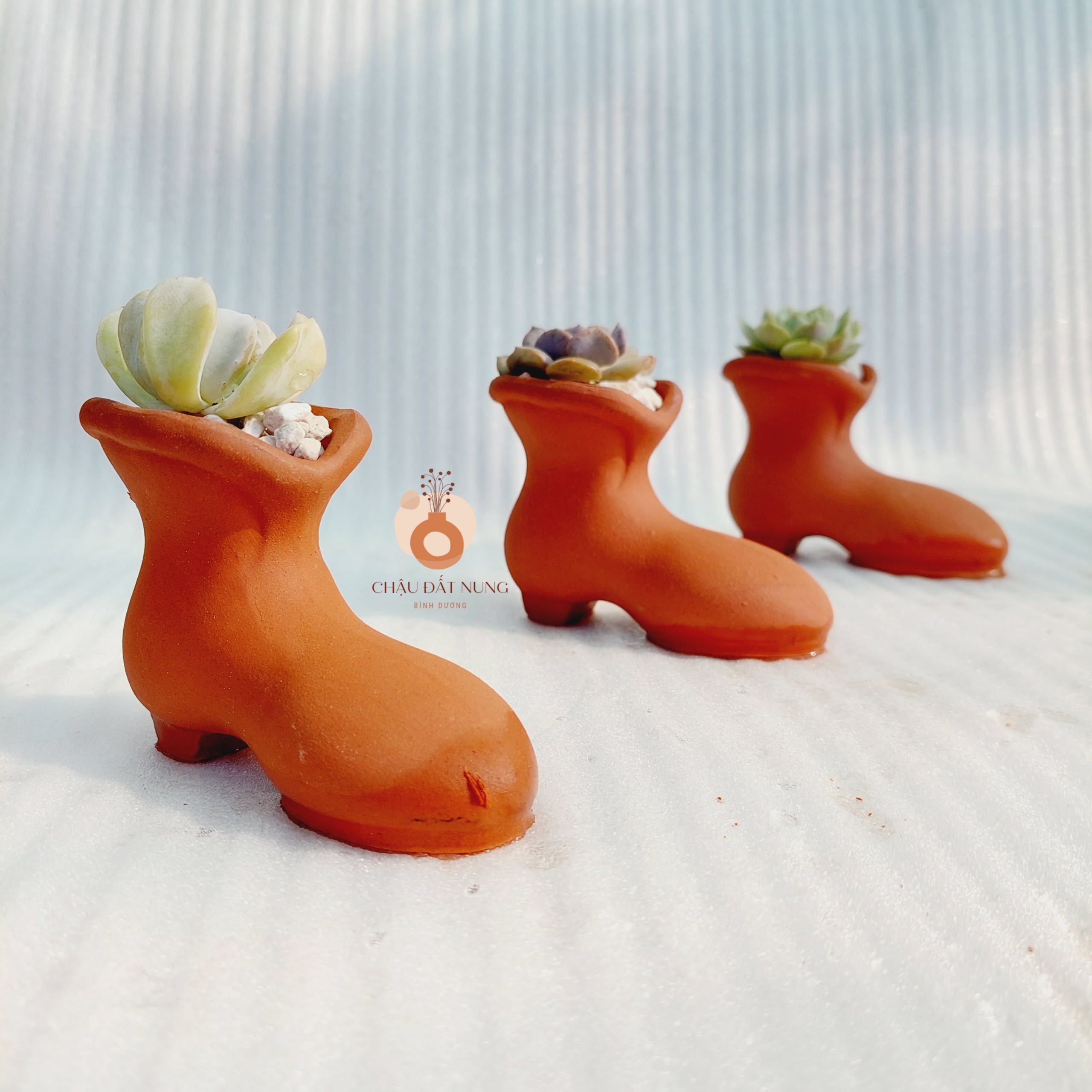 Chậu đất nung Bình Dương - Chiếc hài lọ lem, miệng chậu 4.5cm, chiều cao 7cm