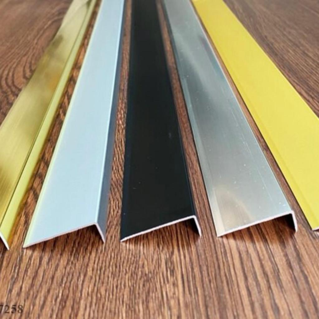 Nẹp nhôm L30x10, nẹp nhôm chữ L, nẹp L nhôm, nẹp kết thúc nhôm, nẹp trang trí sàn gỗ, nẹp cầu thang, dễ thi công dày 1li
