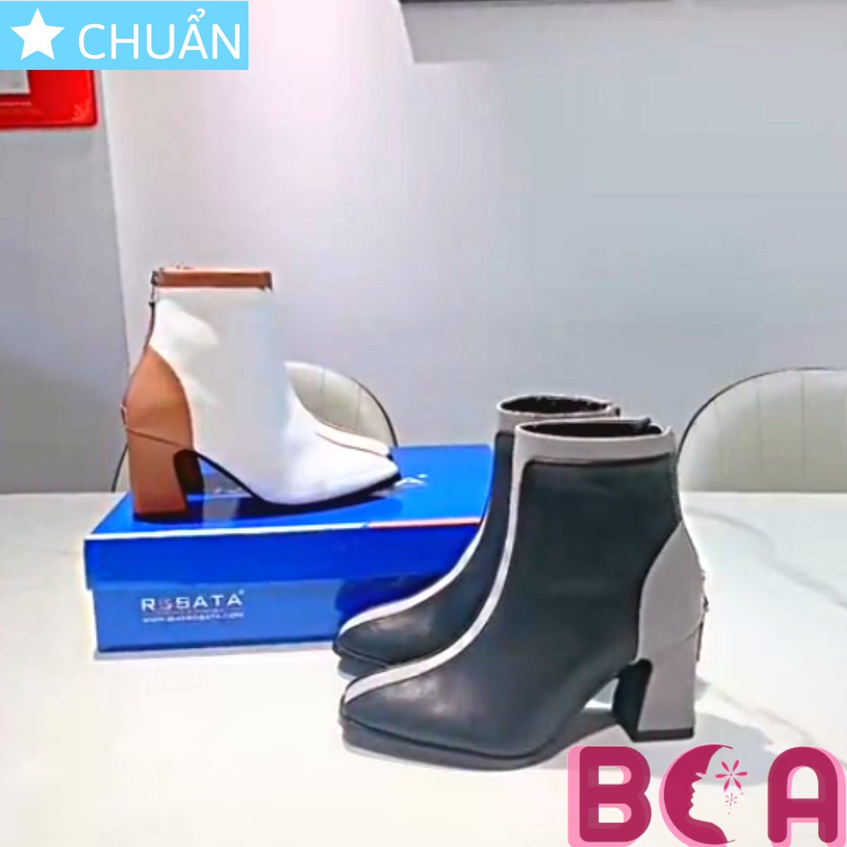 Bốt nữ cổ ngắn cao gót 7 phân RO610 ROSATA tại BCASHOP phối màu độc đáo sang trọng và thời trang