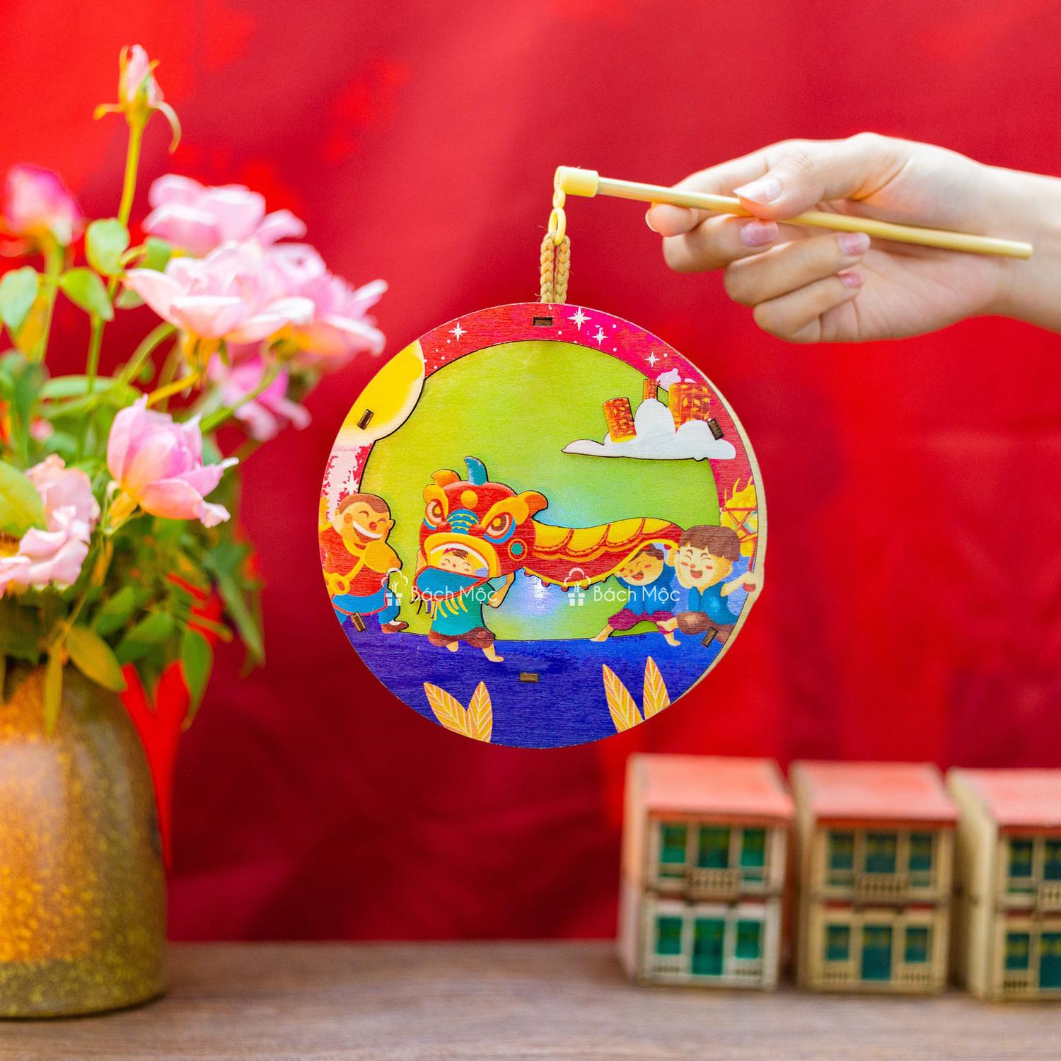 Lồng Đèn Trung Thu Gỗ 2 Mặt Màu - Bách Mộc - Lân Tròn