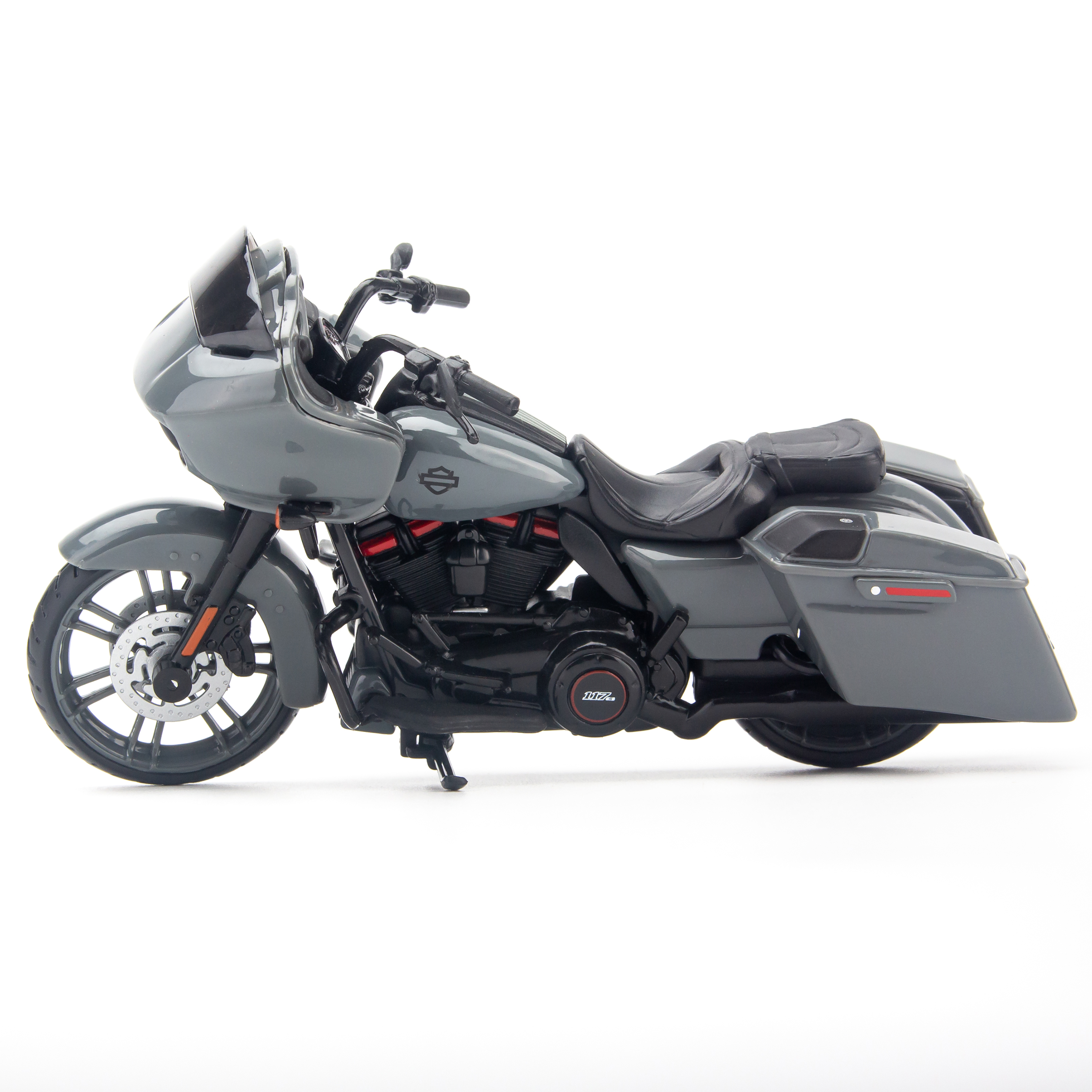 Mô hình xe mô tô Harley-Davidson CVO Road Glide 2018 1:18 Maisto 18856