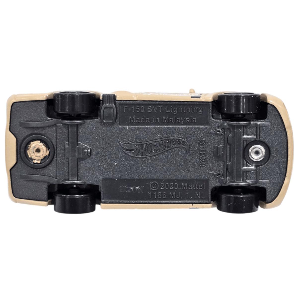 Siêu Xe Hot Wheels C4982 - 94/250 - 99 Ford F-150 SVT Lightning (Mẫu Sản Phẩm Giao Ngẫu Nhiên)