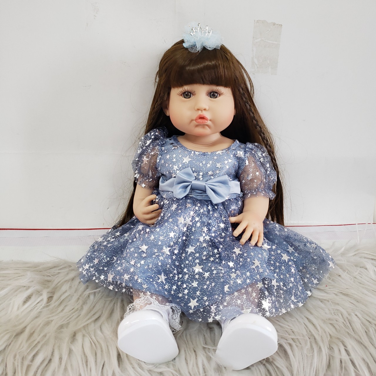 Búp Bê Tái Sinh Thân Nhựa Mềm Mại KEIUMI Chu Miệng Tóc Dài 55 cm = 22 inch Reborn Silicon Vinyl Doll PVN4699