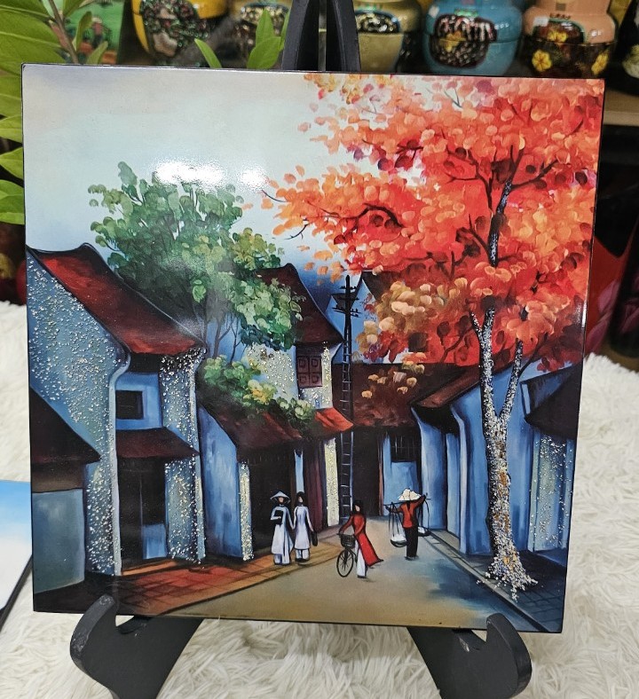 Tranh sơn mài phố cổ vẽ màu cẩn trứng đẹp Thanh Bình Lê, hàng xuất khẩu 30x30 cm