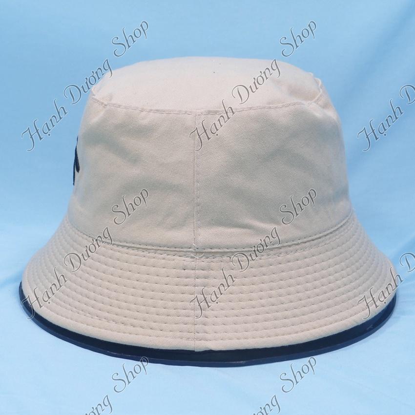 Mũ bucket thêu chữ D nón tai bèo vành nhỏ nón bucket đội được 2 mặt thời trang - Vàng &amp; đen