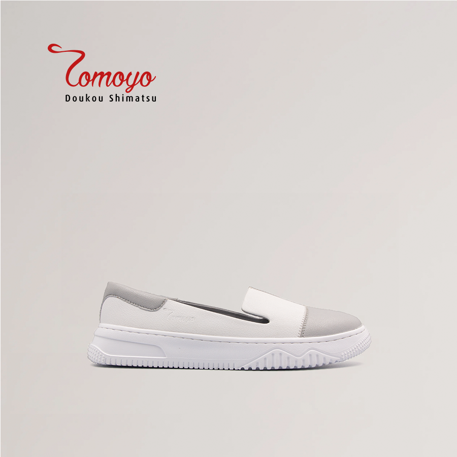 Giày Sneakers Nữ Sọc Caro Cá Tính TOMOYO "SIÊU NHẸ" TMW31200