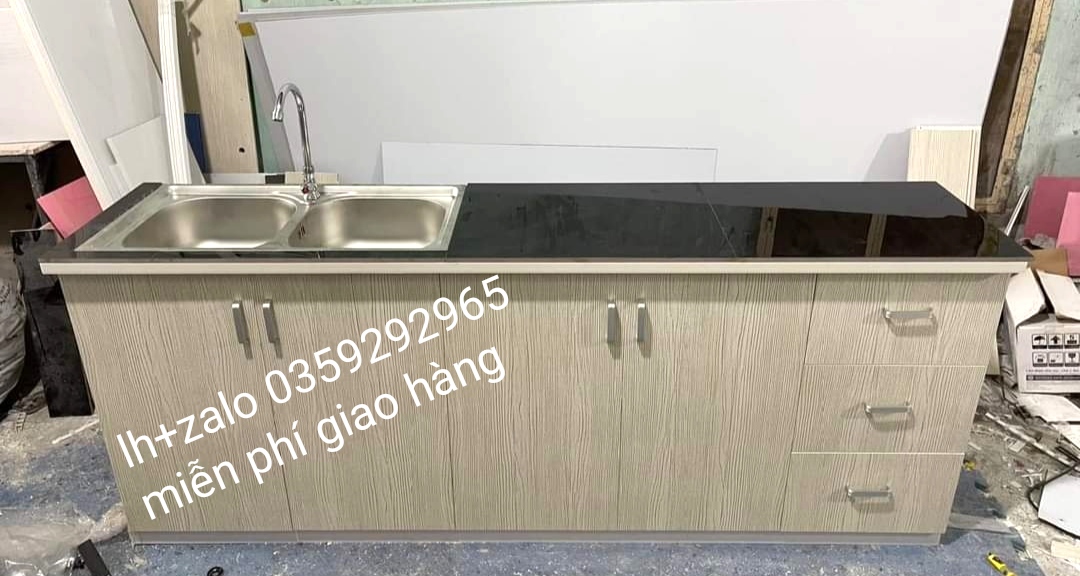 Tủ bếp mini nhựa đài Loan ốp mặt gạch sẵn bồn đôi